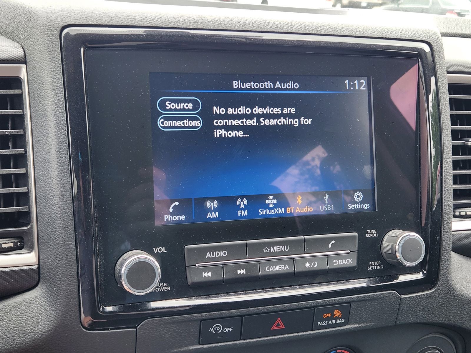 2024 Nissan Frontier SV