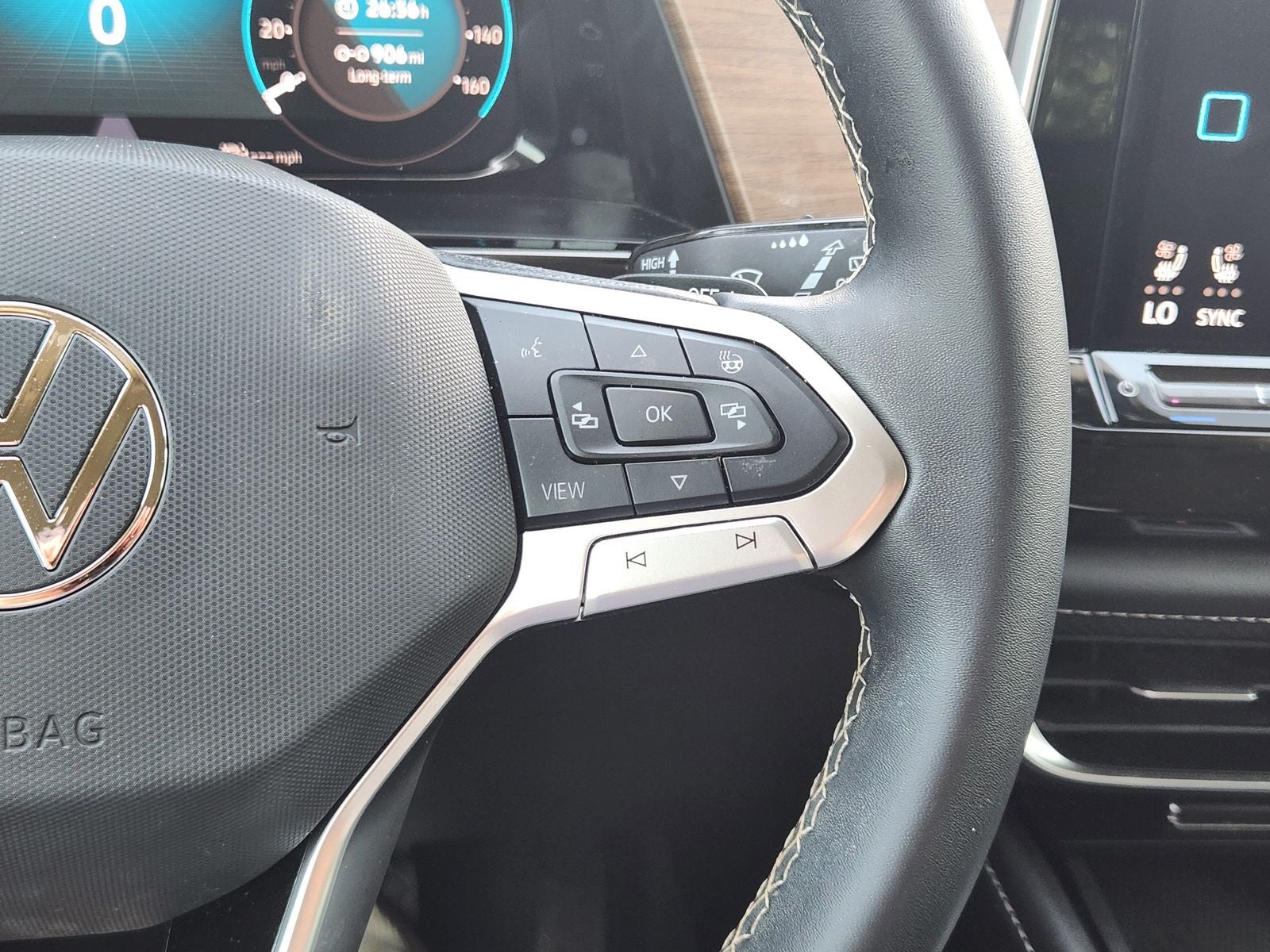 2024 Volkswagen Atlas 2.0T SE