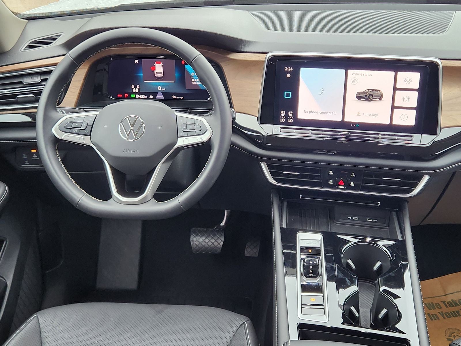 2025 Volkswagen Atlas 2.0T SE w/Technology