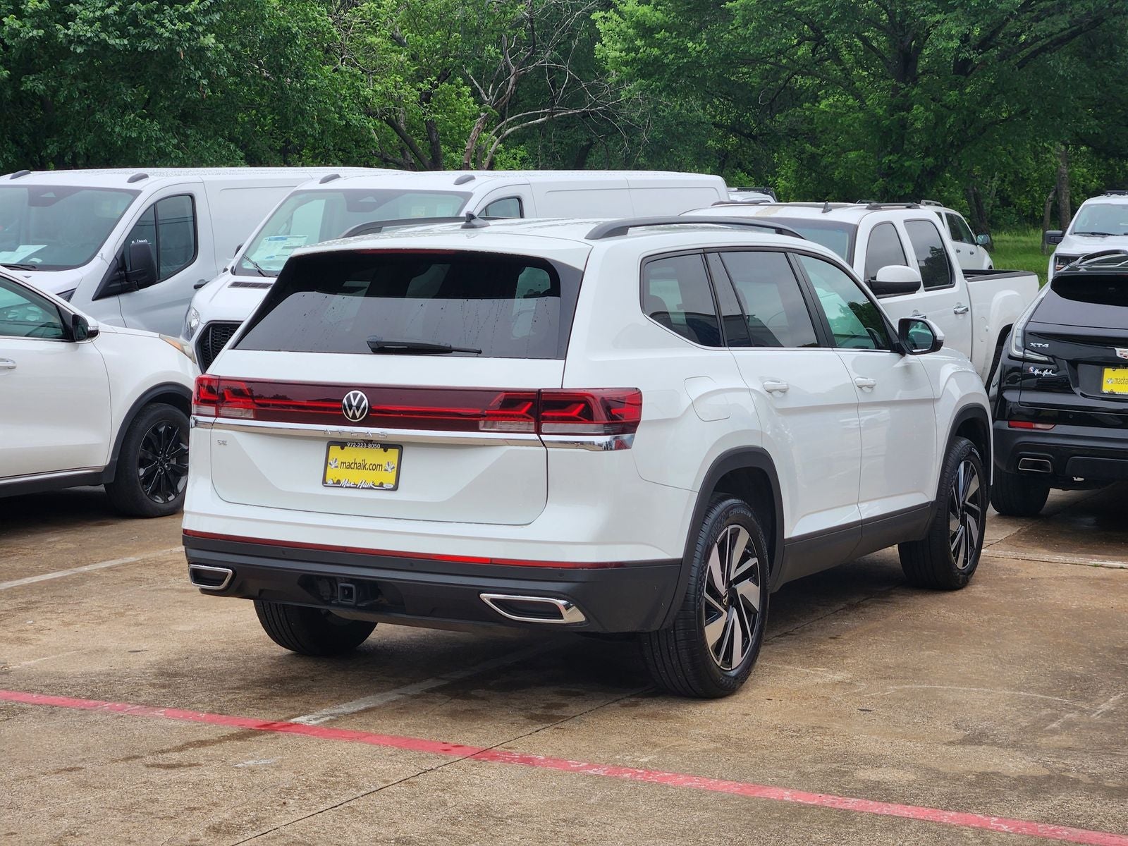 2025 Volkswagen Atlas 2.0T SE w/Technology