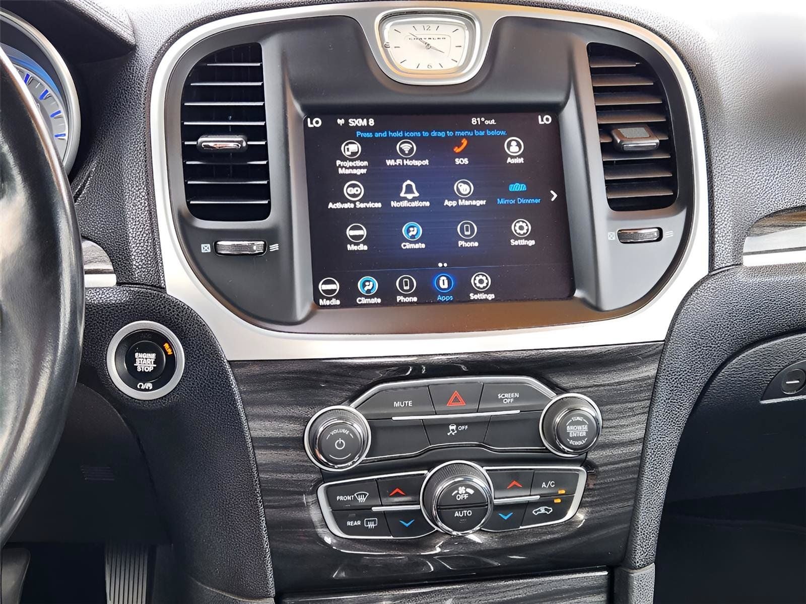 2022 Chrysler 300 Touring