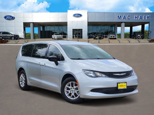 2024 Chrysler Voyager LX
