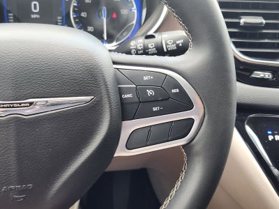2024 Chrysler Voyager LX