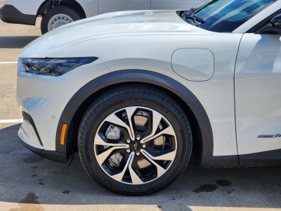 2024 Ford Mustang Mach-E Select