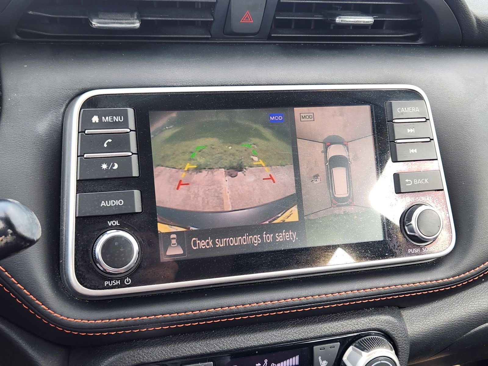 2019 Nissan Kicks SR