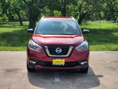2019 Nissan Kicks SR