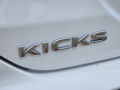 2022 Nissan Kicks SV