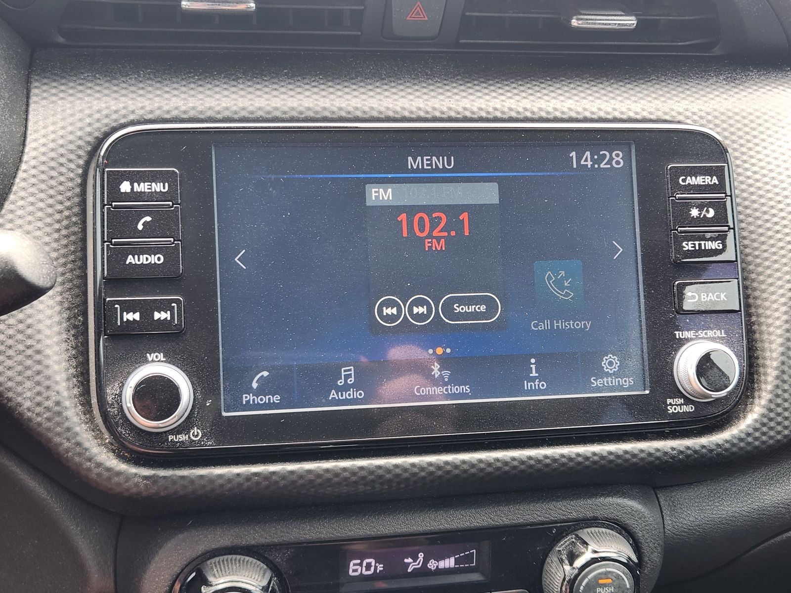 2022 Nissan Kicks SV