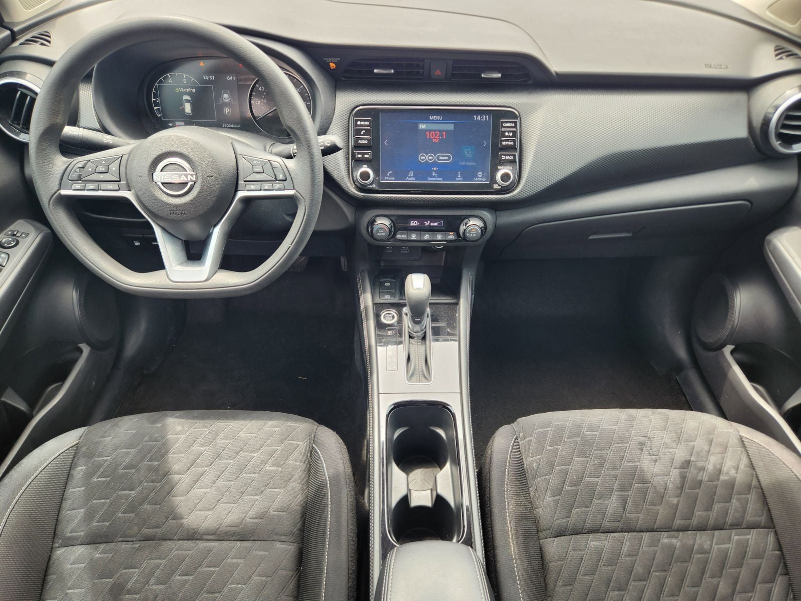 2022 Nissan Kicks SV