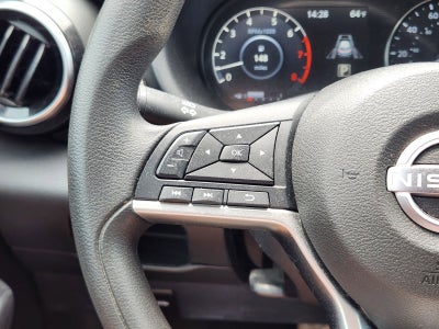 2022 Nissan Kicks SV