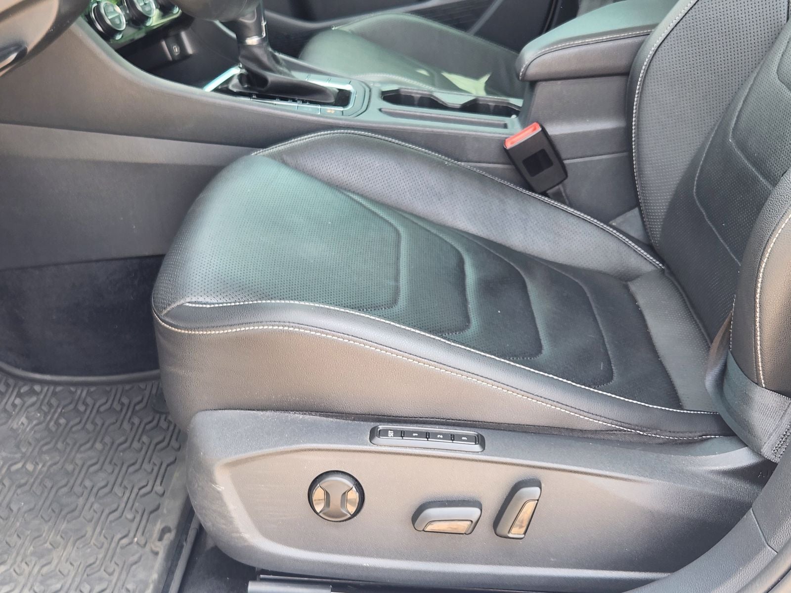 2019 Volkswagen Jetta SEL Premium
