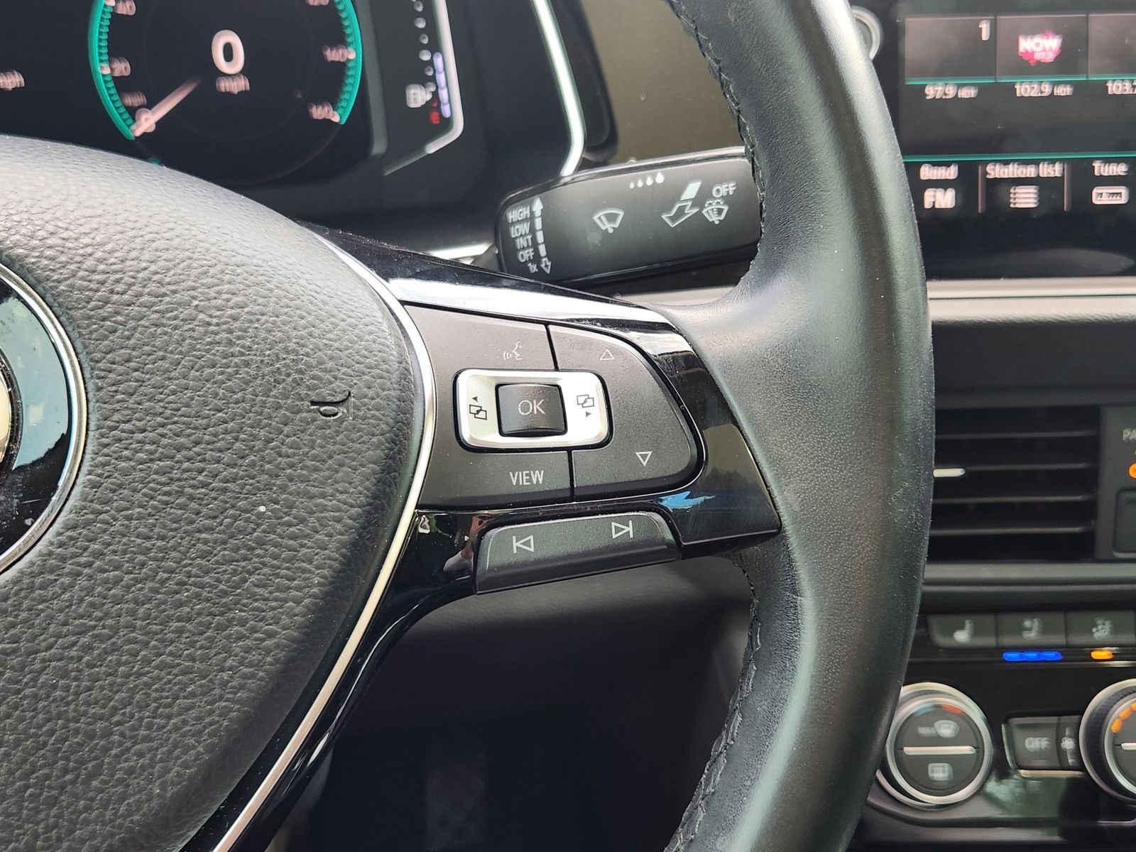 2019 Volkswagen Jetta SEL Premium