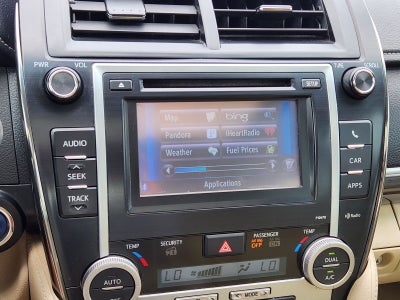 2014 Toyota Camry Hybrid XLE