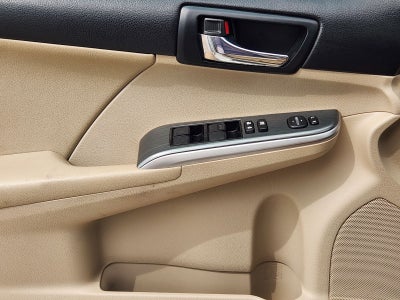 2014 Toyota Camry Hybrid XLE