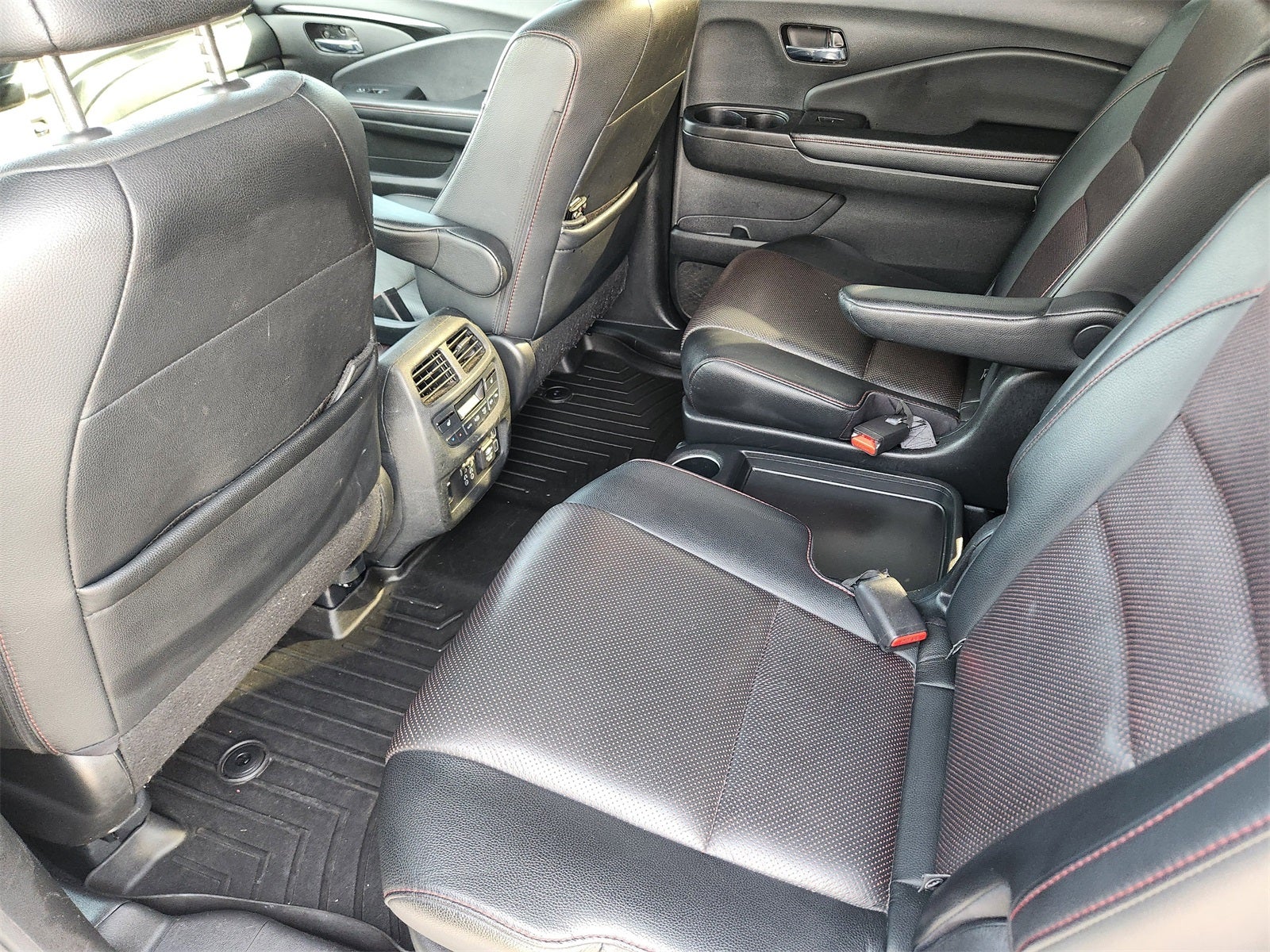 2021 Honda Pilot Black Edition