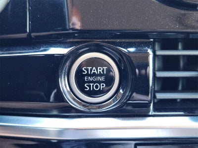 2023 Nissan Pathfinder SV