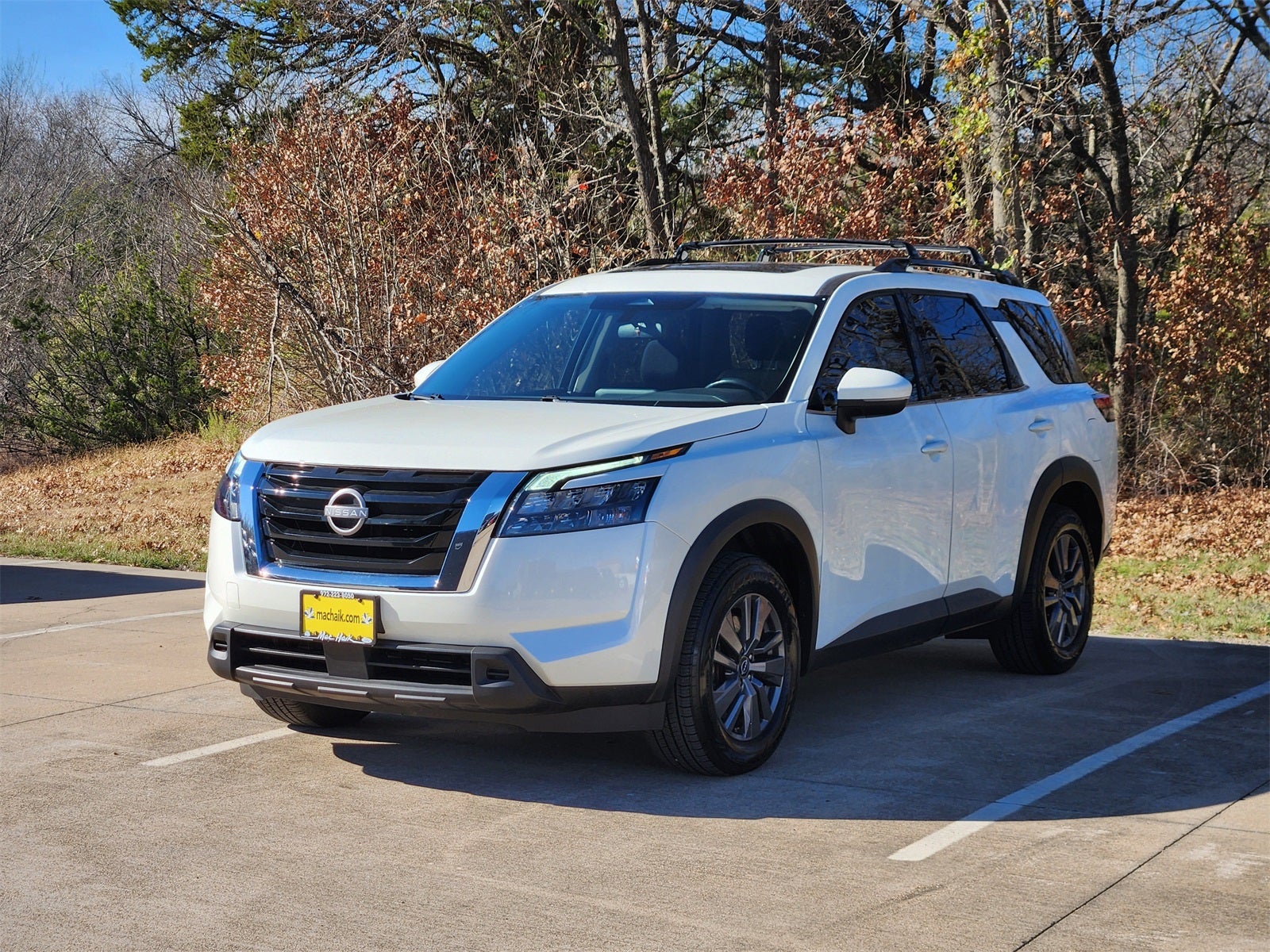 2023 Nissan Pathfinder SV