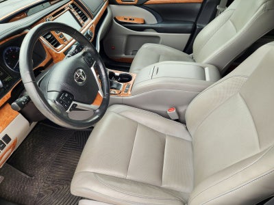 2019 Toyota Highlander Limited Platinum