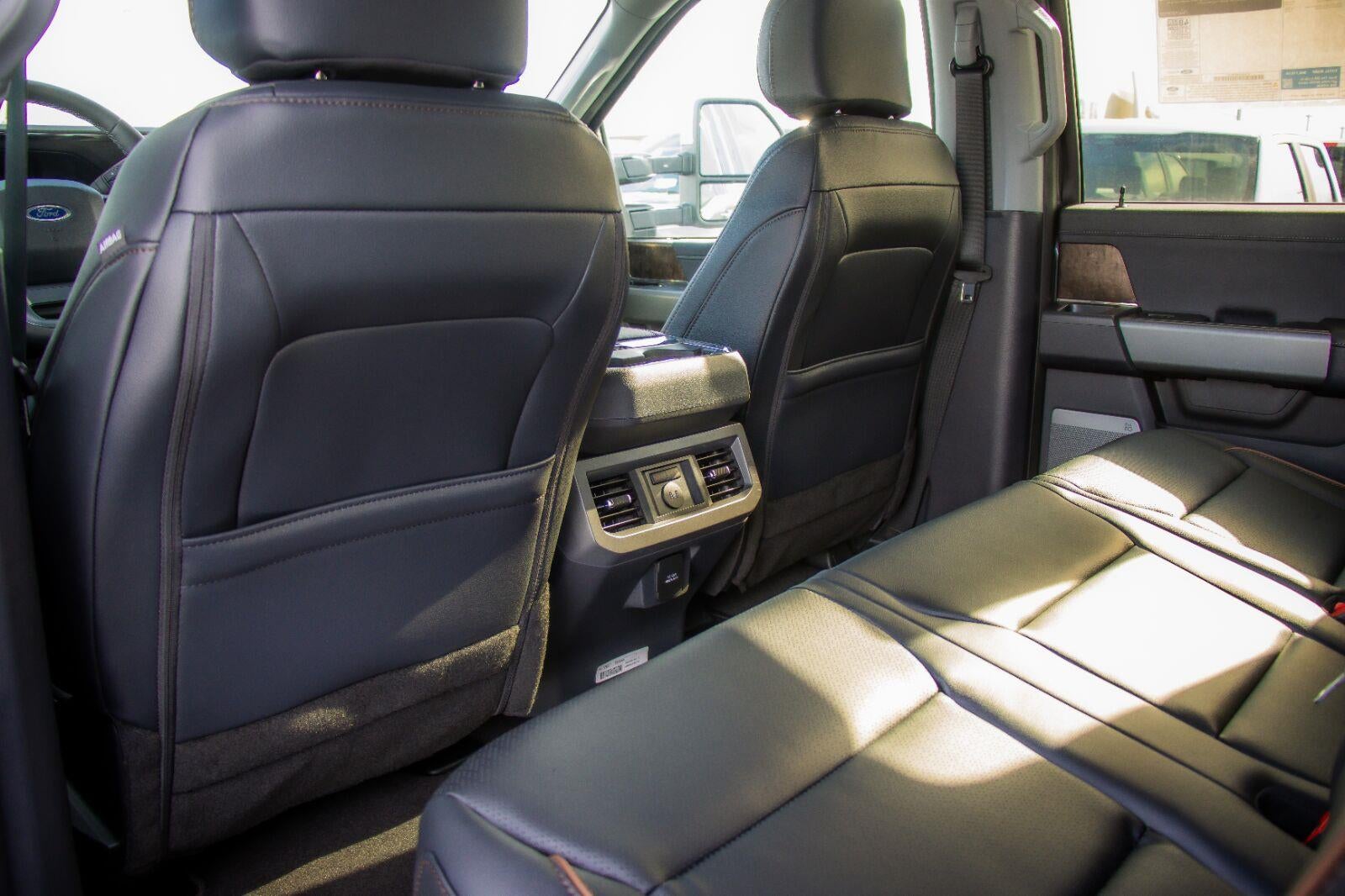 2027 Ford F250 PICKUP F-250® Lariat®