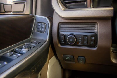 2027 Ford Super Duty F-350 SRW King Ranch