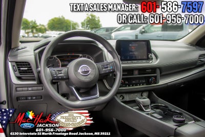 2024 Nissan Rogue SV