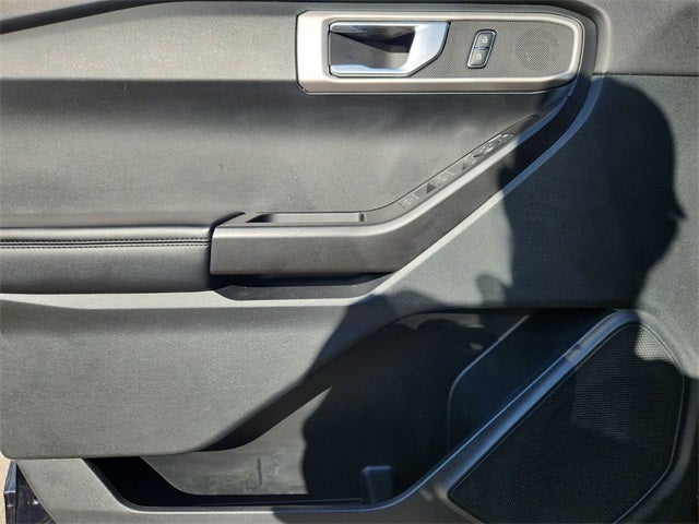 2021 Ford Explorer Base