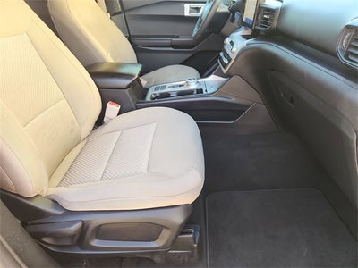 2021 Ford Explorer Base