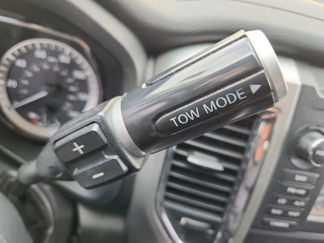 2018 Nissan Titan SV