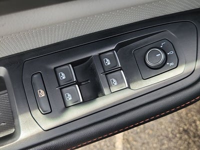 2024 Volkswagen Atlas 2.0T Peak Edition SE w/Technology