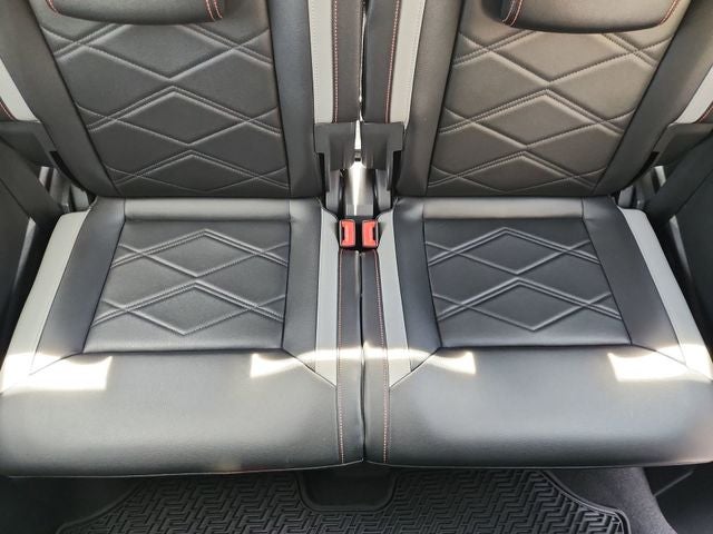 2024 Volkswagen Atlas 2.0T Peak Edition SE w/Technology