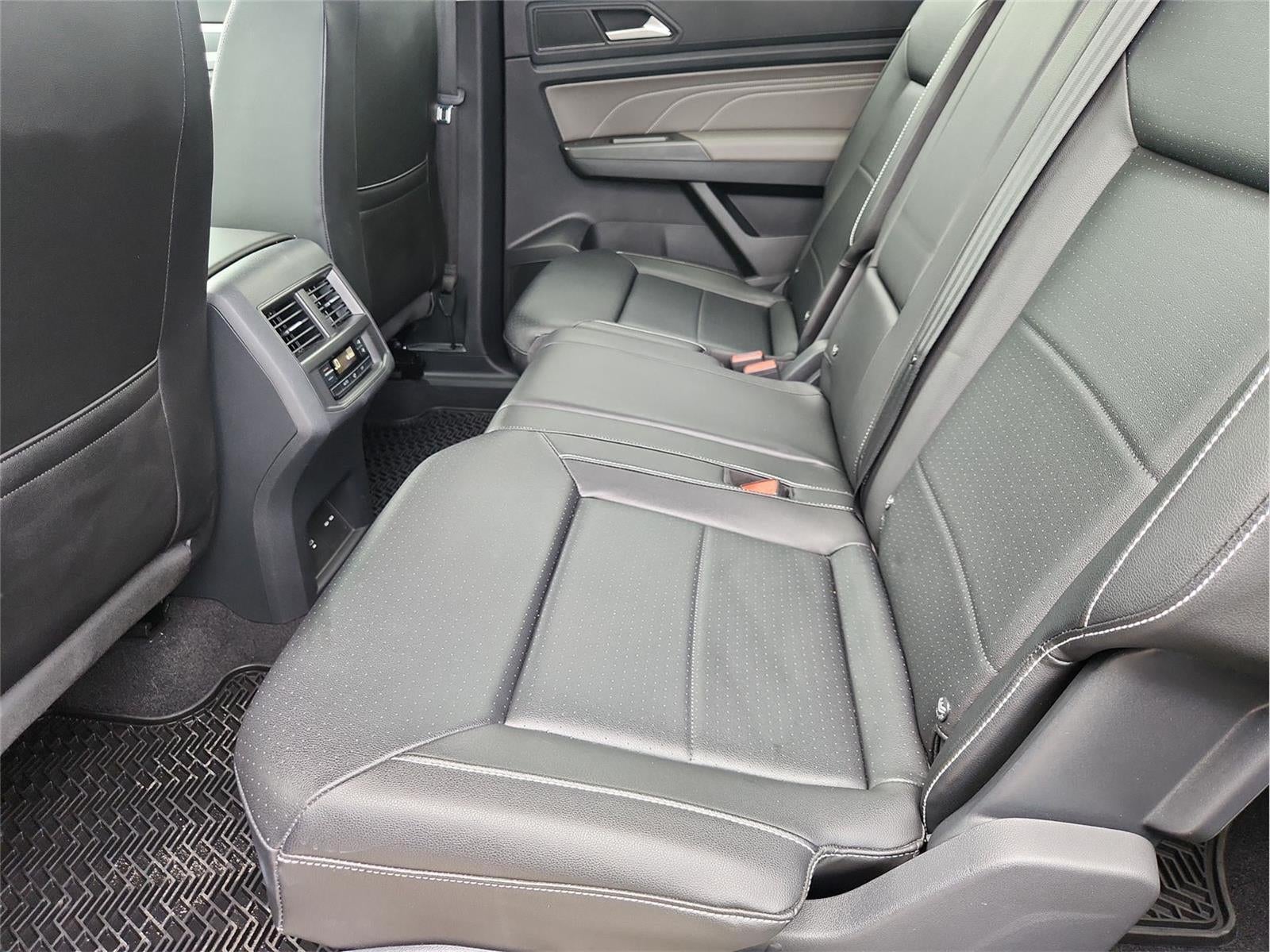 2023 Volkswagen Atlas 3.6L V6 SEL R-Line