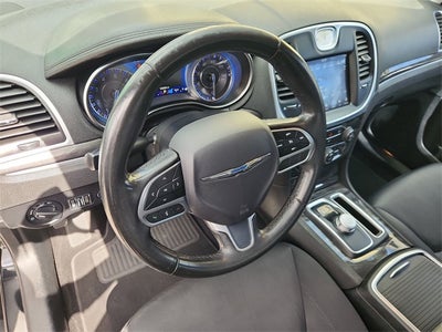 2019 Chrysler 300 Touring