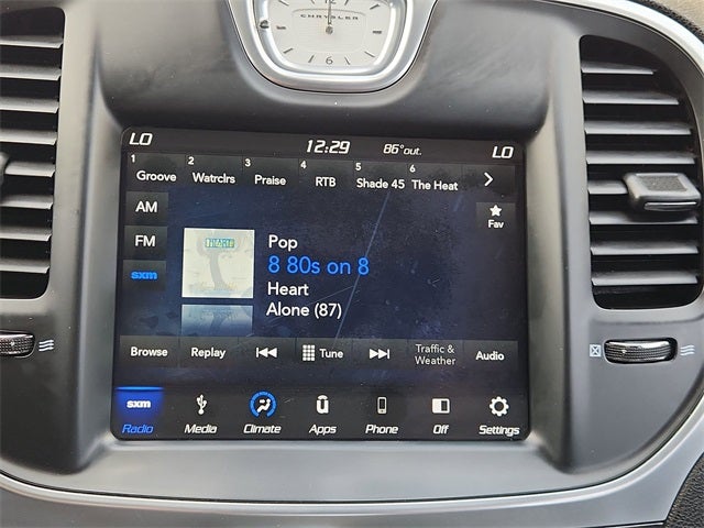 2019 Chrysler 300 Touring