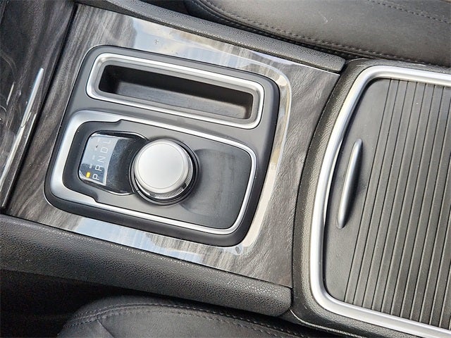 2019 Chrysler 300 Touring