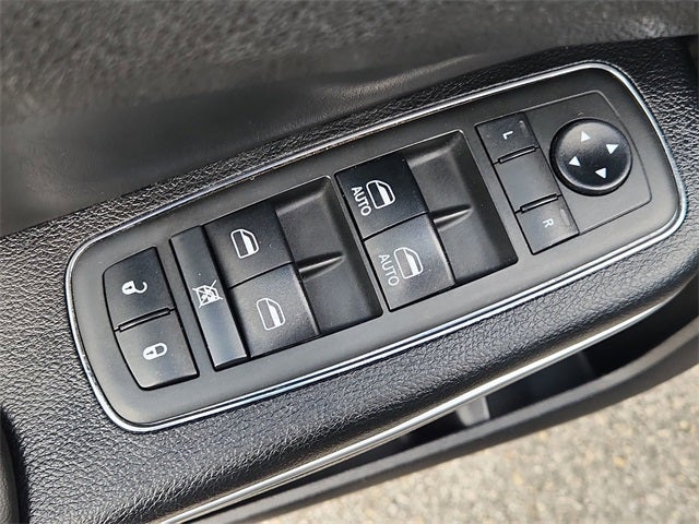 2019 Chrysler 300 Touring