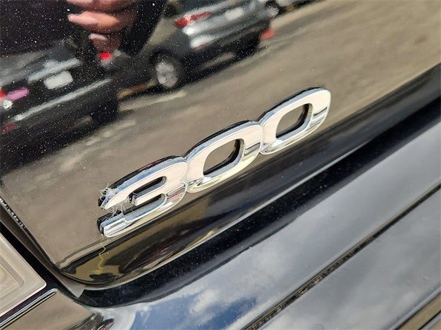 2019 Chrysler 300 Touring