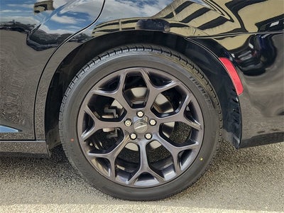 2019 Chrysler 300 Touring