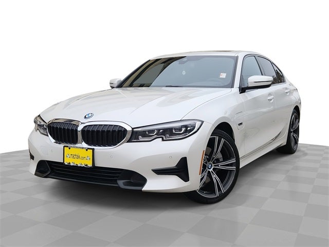 2022 BMW 3 Series 330e iPerformance