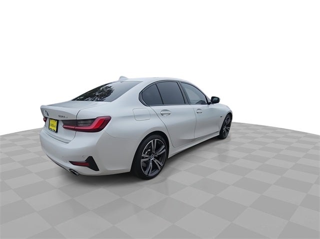 2022 BMW 3 Series 330e iPerformance