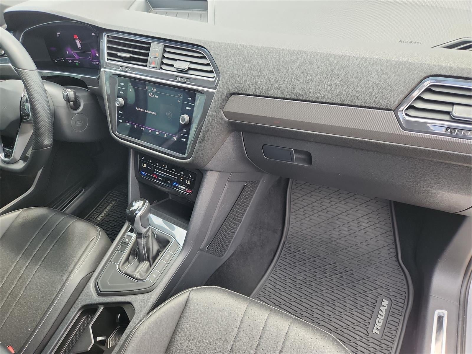 2024 Volkswagen Tiguan 2.0T SE R-Line Black