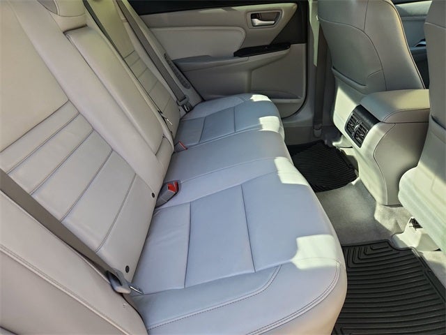 2015 Toyota Camry Hybrid LE