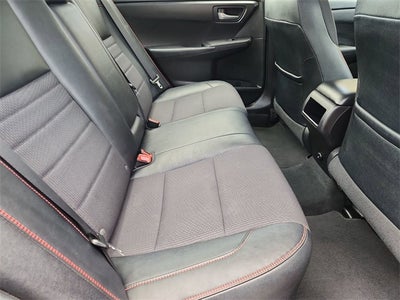 2017 Toyota Camry SE