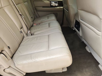 2015 Lincoln Navigator L Base