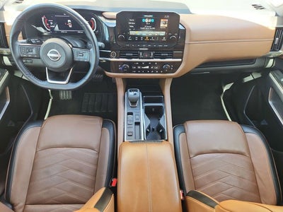 2024 Nissan Pathfinder Platinum