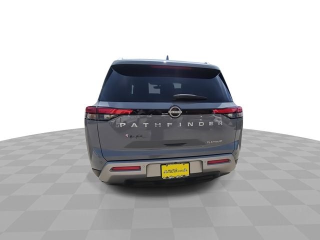 2024 Nissan Pathfinder Platinum