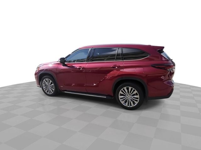 2024 Toyota Highlander Hybrid Platinum