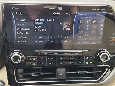 2022 Toyota Highlander Platinum