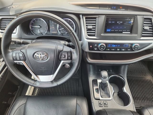 2014 Toyota Highlander XLE V6