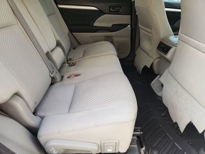 2016 Toyota Highlander LE