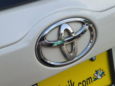 2016 Toyota Highlander LE